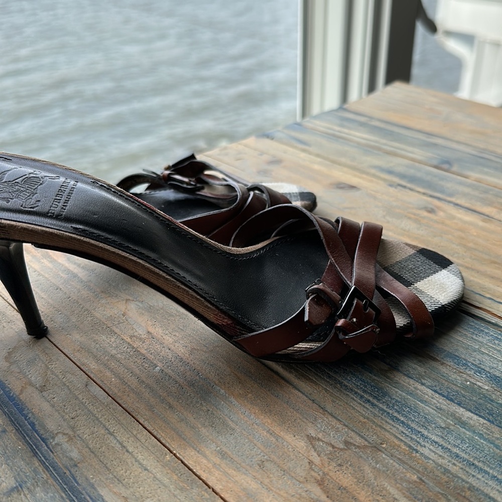 Burberry Brown Leather & Beige Nova Check Open-Toe Heels - Picture 6 of 8